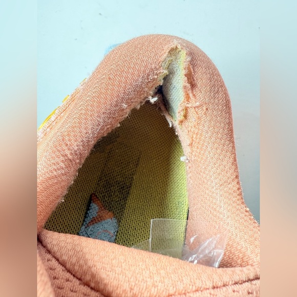 Hoka Gaviota 4 Women's Everyday Running Shoes Shell Coral / Peach Parfait 8.5 - Picture 4 of 12